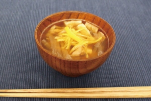 柚子香るきのこ出汁のお味噌汁